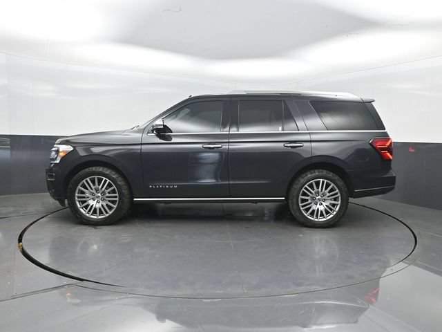 Used 2022 Ford Expedition Platinum AWD/4WD image 3