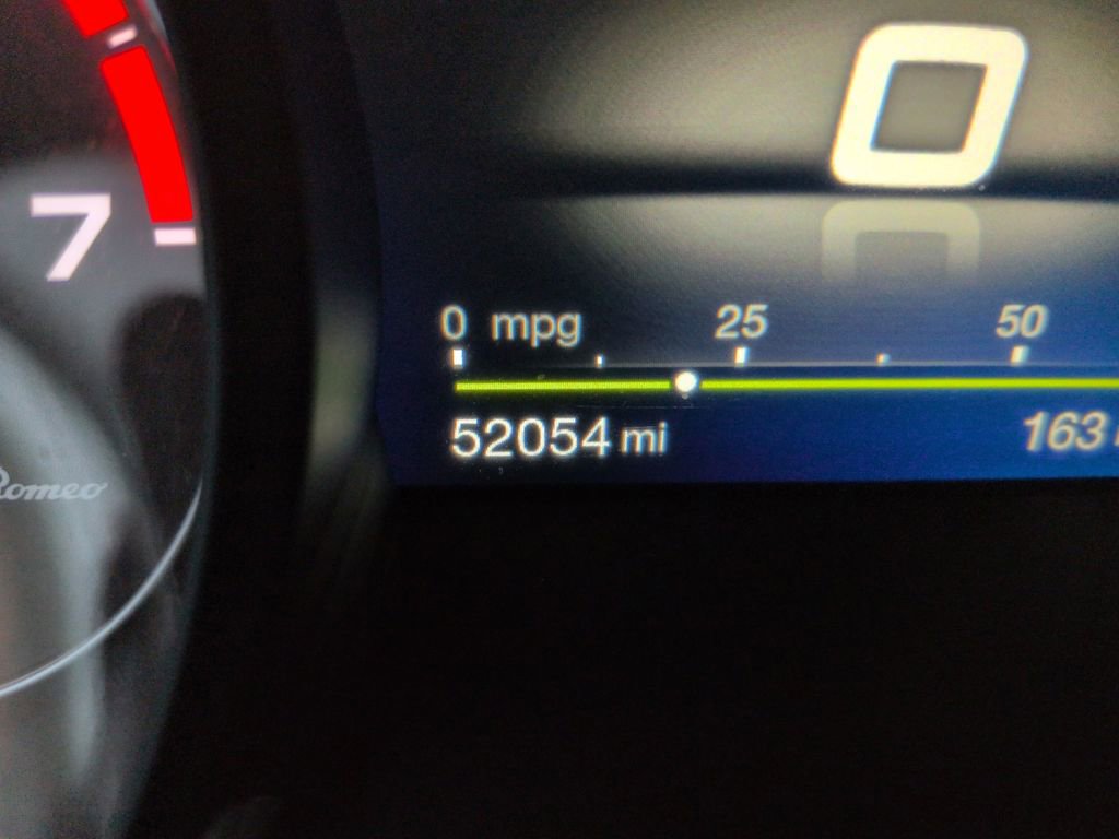 Used 2019 Alfa Romeo Giulia AWD image 16