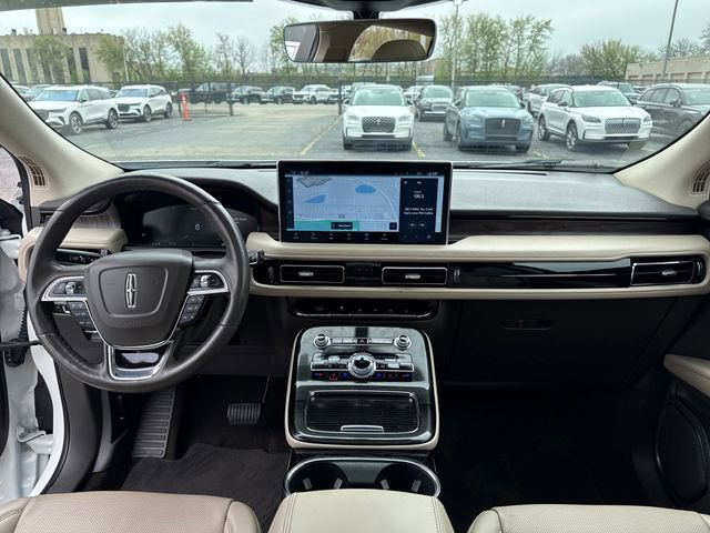 Certified 2023 Lincoln Nautilus Reserve AWD/4WD image 19