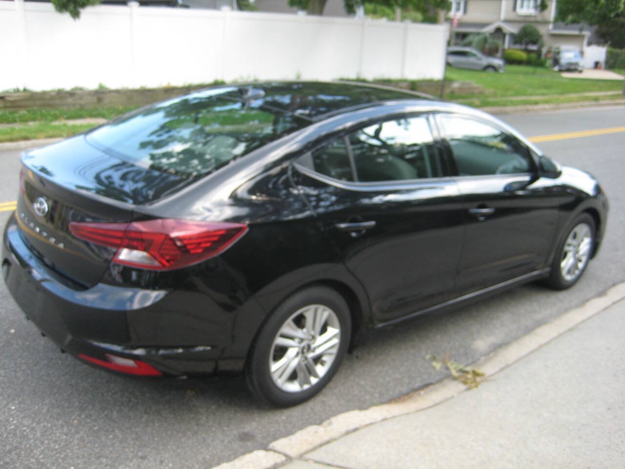 Used 2020 Hyundai Elantra SEL FWD image 5