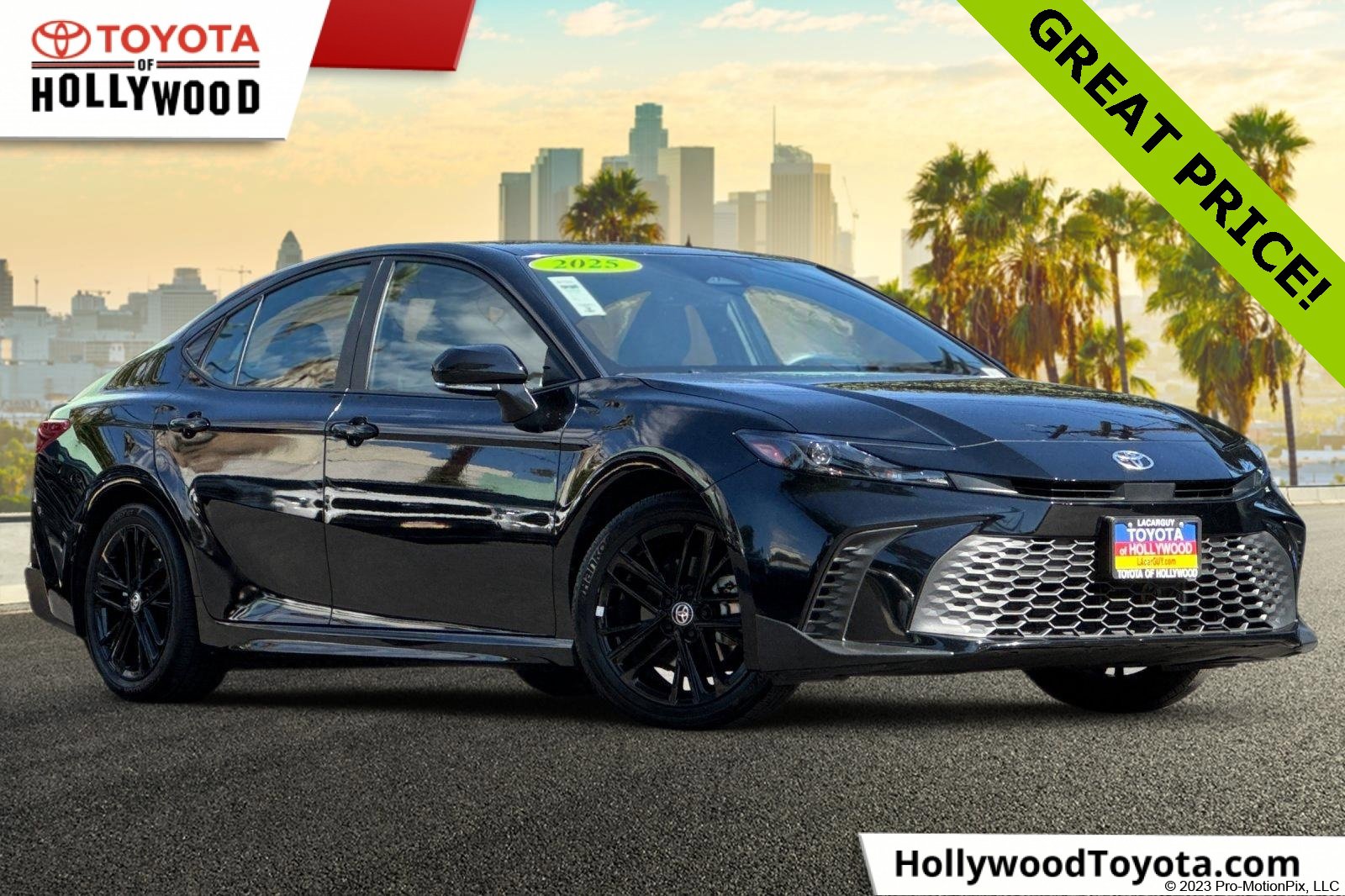 Used 2025 Toyota Camry SE