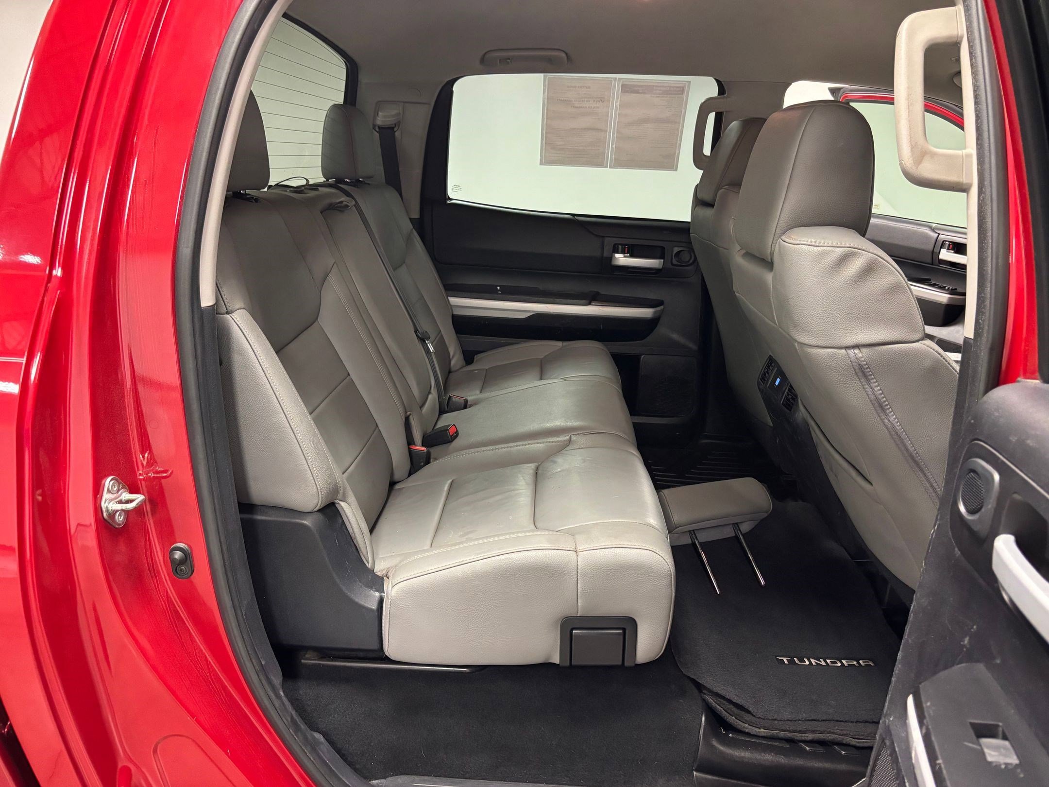 Used 2020 Toyota Tundra SR5 w/ SR5 Leather Package image 27