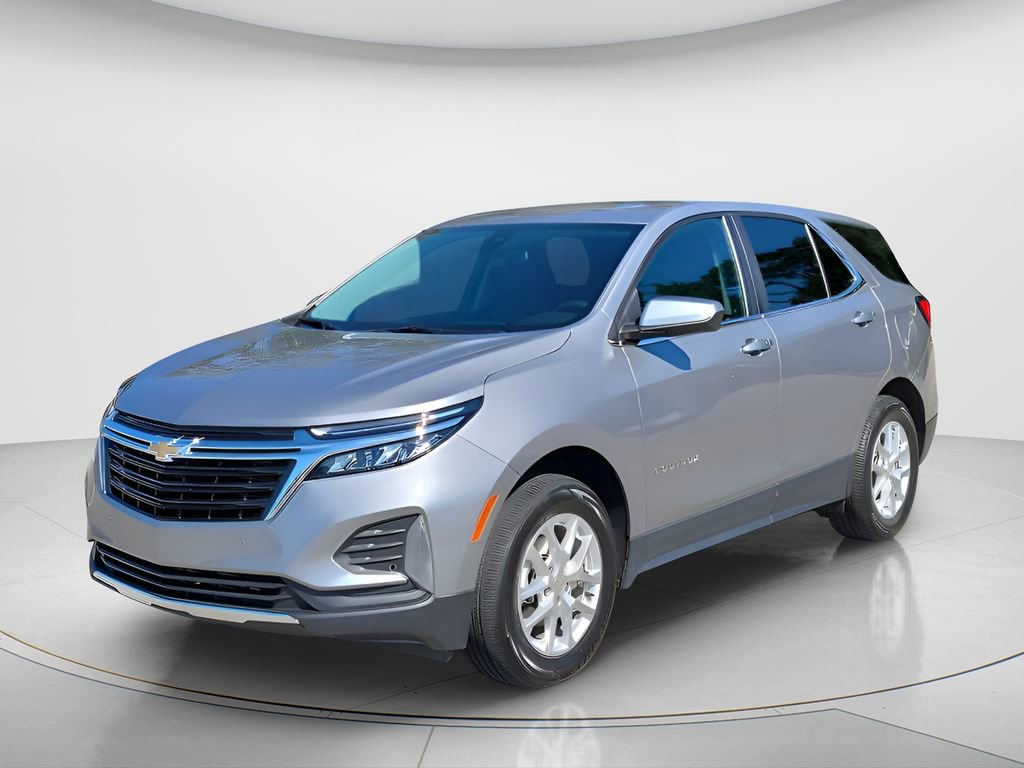 Used 2024 Chevrolet Equinox LT image 1