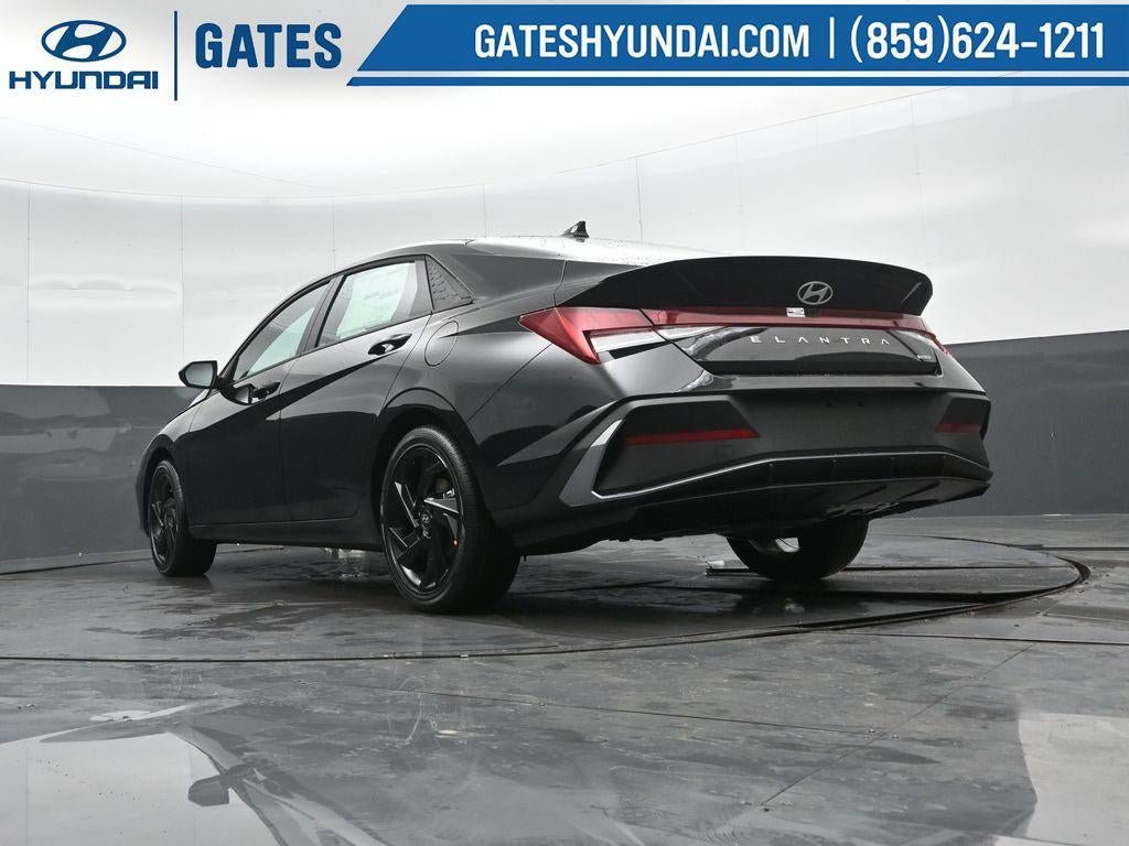 New 2026 Hyundai Elantra SEL FWD image 38