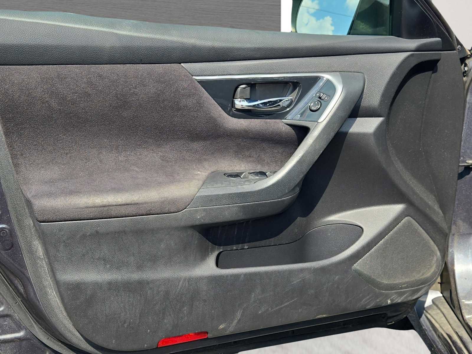 Used 2013 Nissan Altima 2.5 S image 21