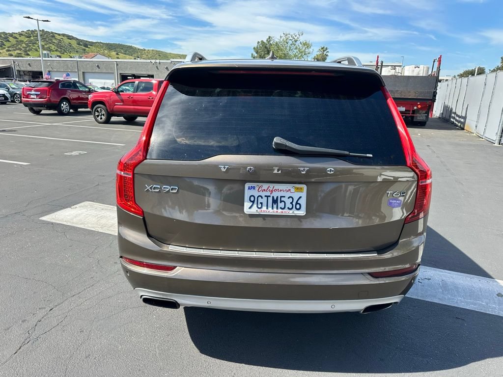 Used 2016 Volvo XC90 T6 Momentum w/ Momentum Plus Package AWD/4WD image 3