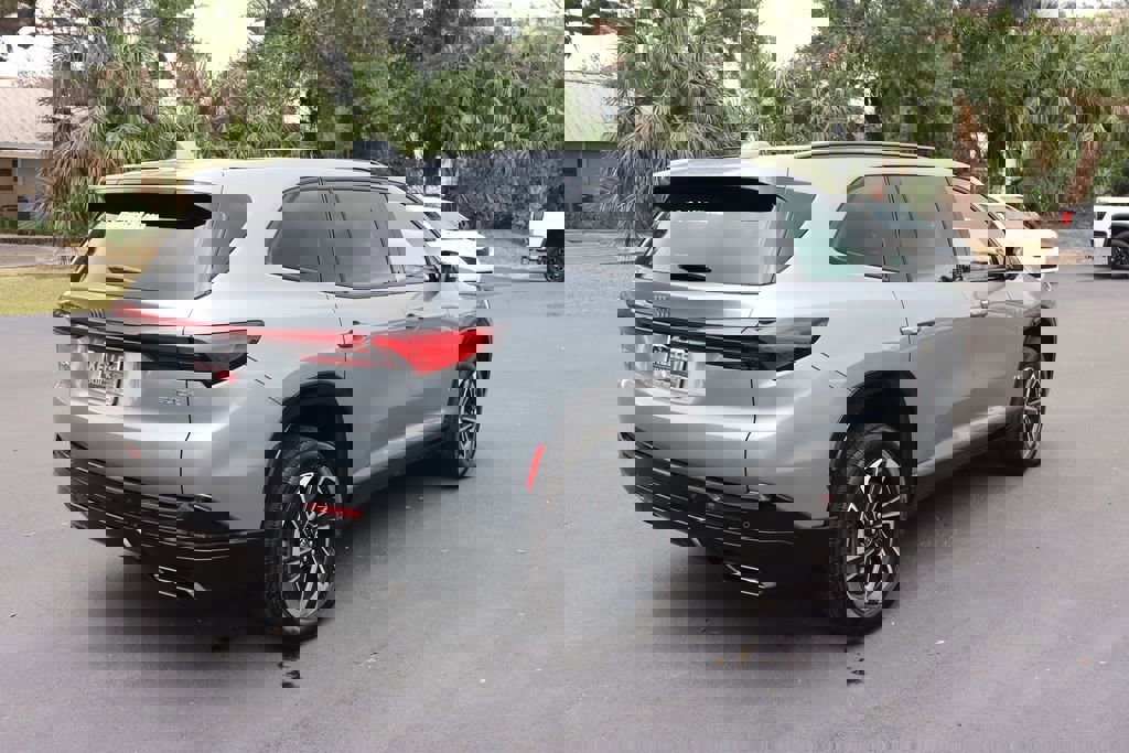 New 2025 Buick Enclave Sport Touring w/ Super Cruise Package image 4