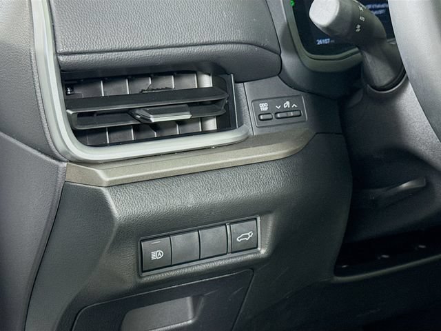 Used 2025 Toyota Grand Highlander AWD image 20