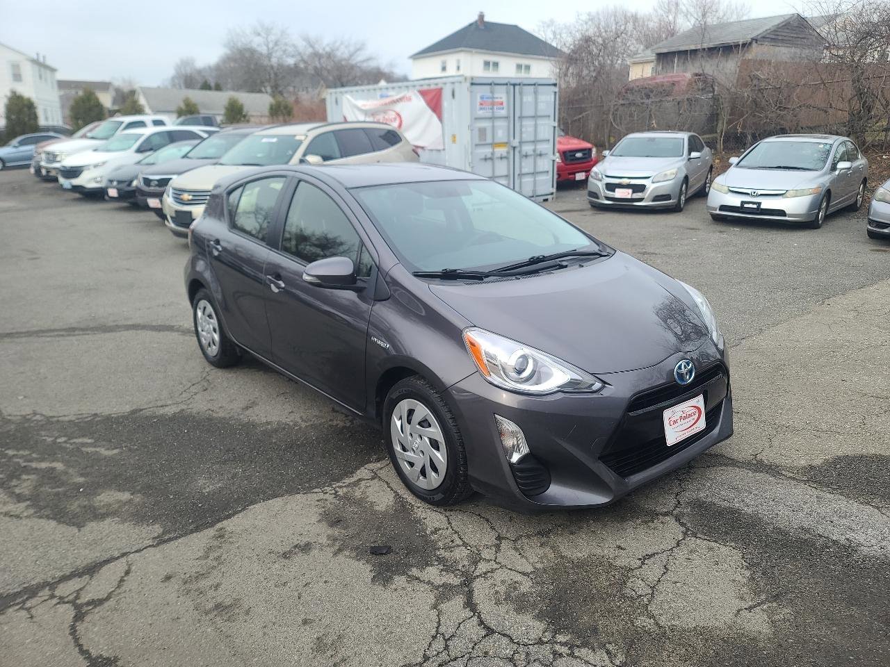 Used 2016 Toyota Prius C Two image 9