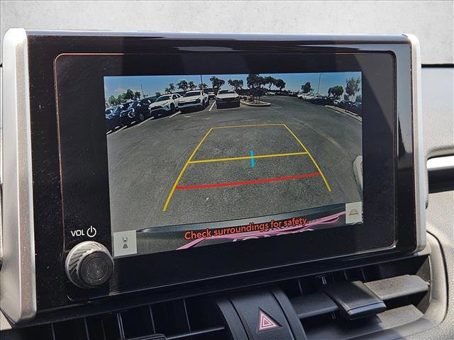 Used 2024 Toyota RAV4 XLE FWD image 18