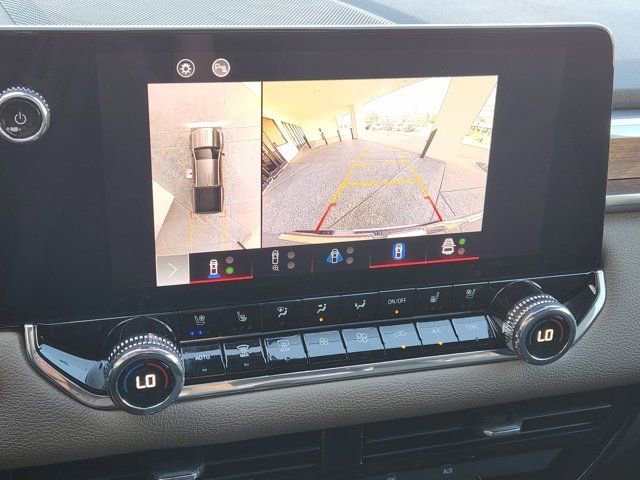 Used 2024 GMC Canyon Denali image 6