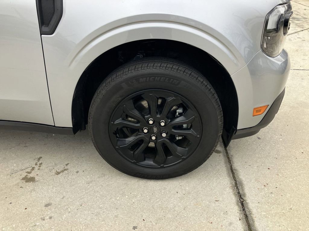 New 2024 Ford Maverick Lariat w/ Black Appearance Package AWD/4WD image 14