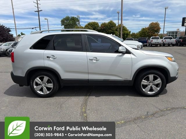 Used 2012 Kia Sorento EX w/ EX V6 Premium Pkg AWD/4WD image 4