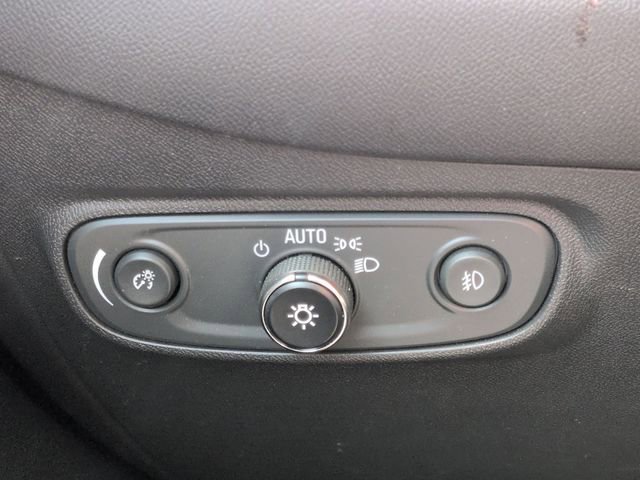 Used 2020 Chevrolet Equinox LT FWD image 20