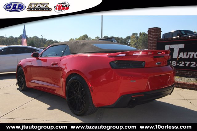 Used 2018 Chevrolet Camaro SS RWD image 5