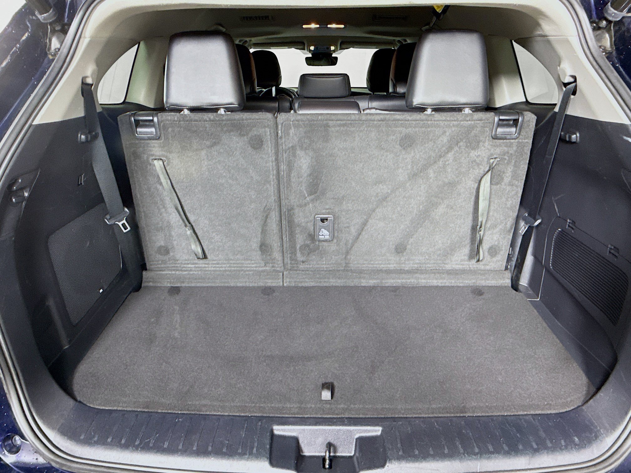Used 2021 Toyota Highlander Limited FWD image 35