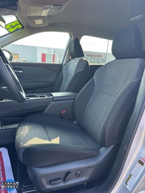 Certified 2023 Nissan Rogue SV image 9