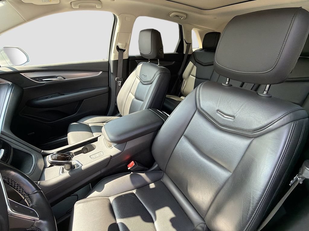 Used 2019 Cadillac XT5 Luxury AWD/4WD image 11