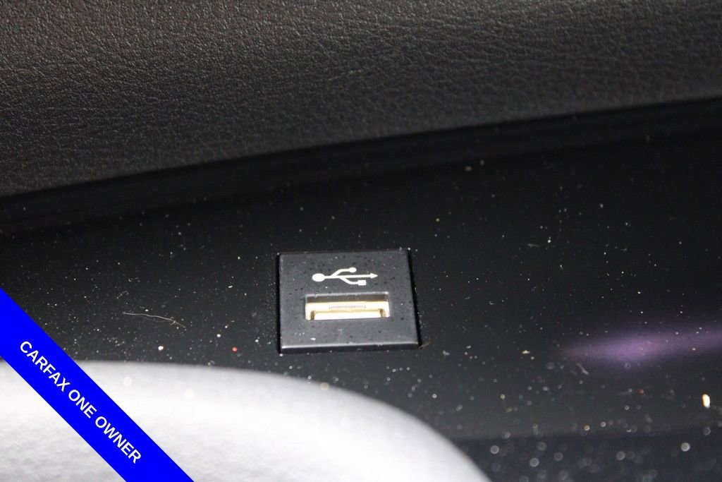 Used 2025 Toyota Sienna Platinum image 40