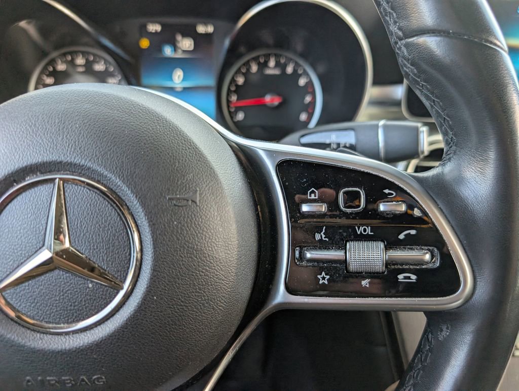 Used 2022 Mercedes-Benz GLC 300 4MATIC image 24