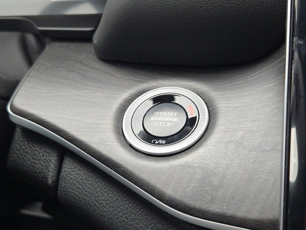 New 2025 Jeep Grand Cherokee Limited w/ MOPAR Finishing Package image 32