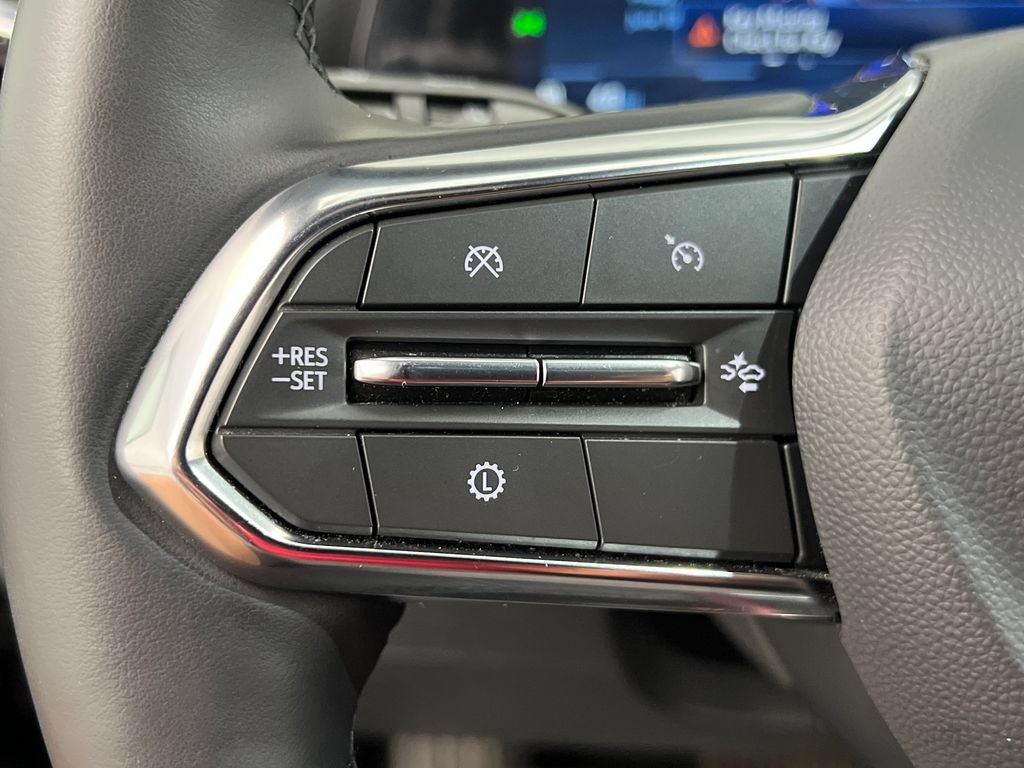 Used 2026 Chevrolet Equinox LT FWD image 44