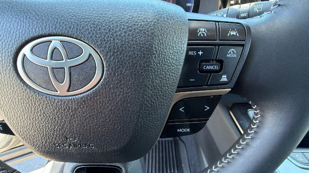 Certified 2025 Toyota Crown Signia w/ Advanced Technology Package AWD/4WD image 20