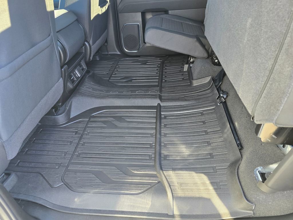 New 2026 GMC Sierra 1500 SLE image 11