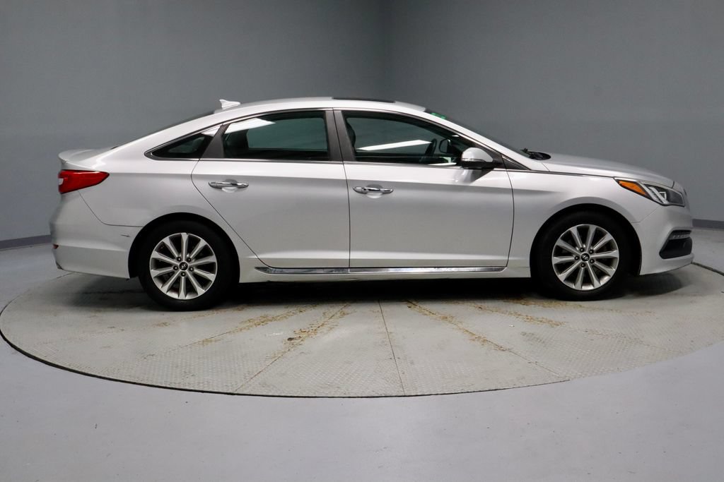Used 2017 Hyundai Sonata Limited FWD image 12