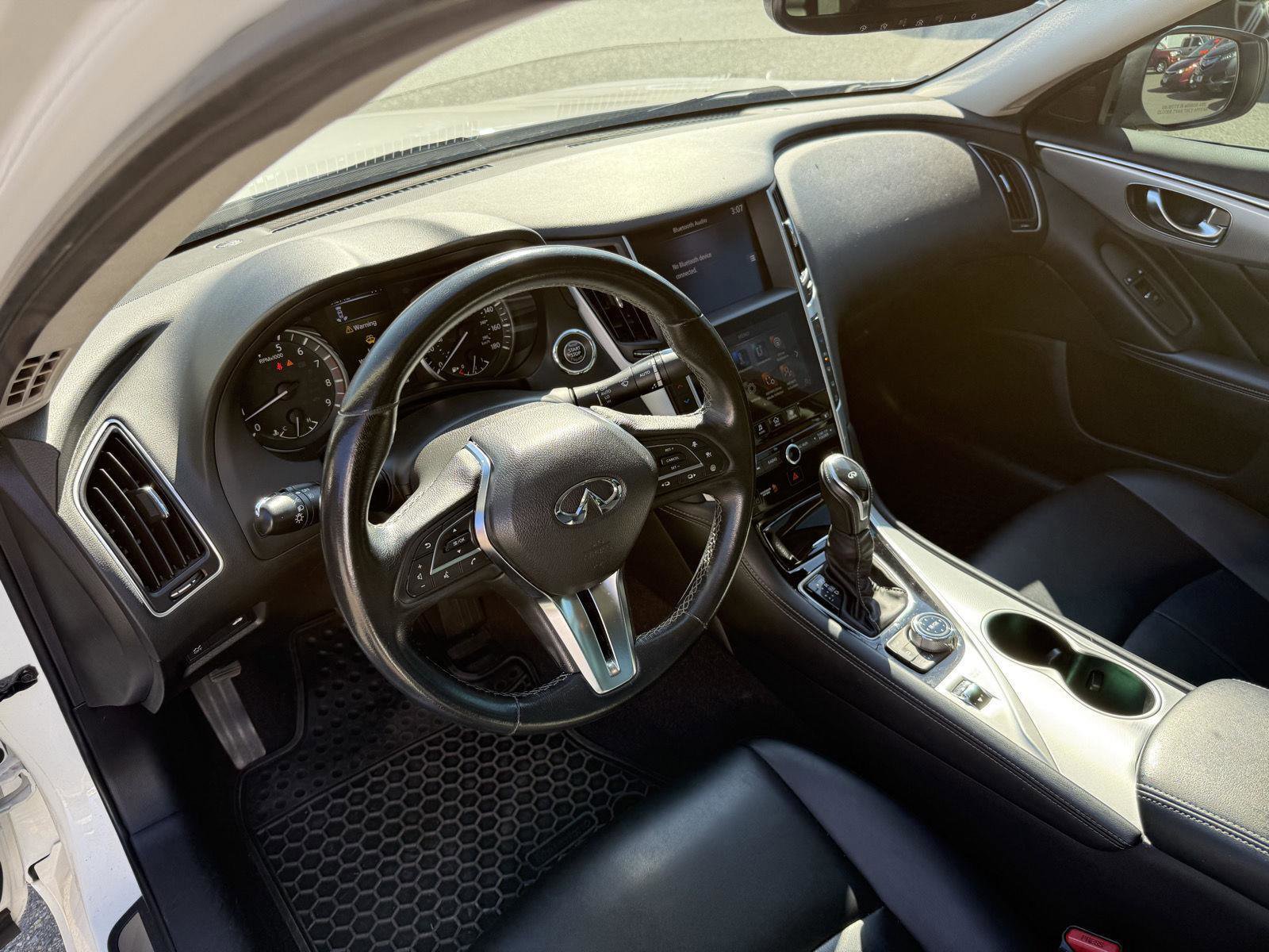 Used 2021 INFINITI Q50 Luxe image 17