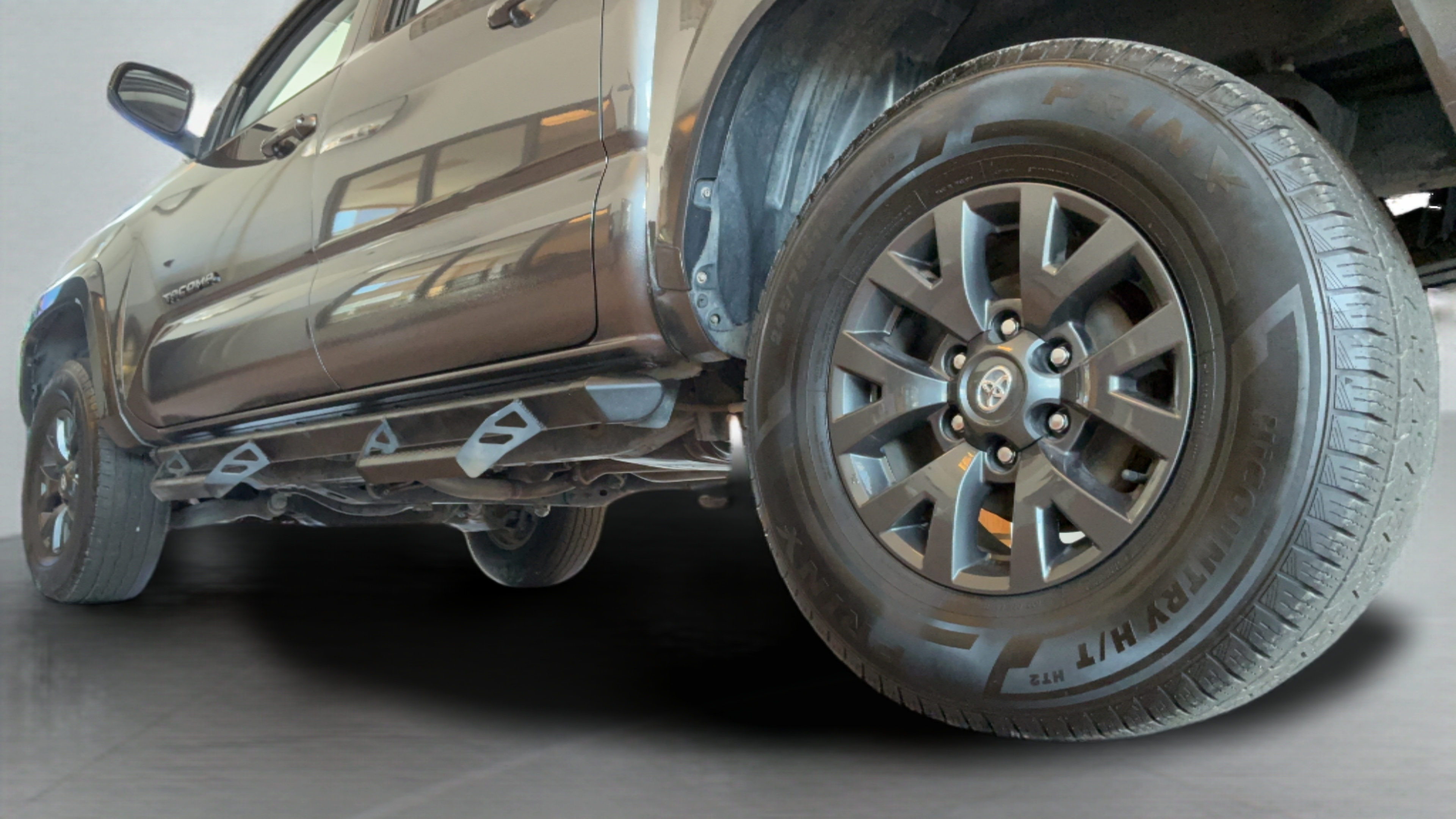 Used 2021 Toyota Tacoma SR5 RWD image 43