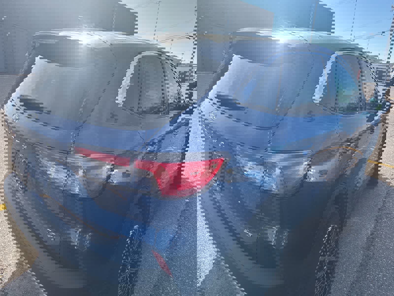 Used 2022 Ford Escape SEL image 9