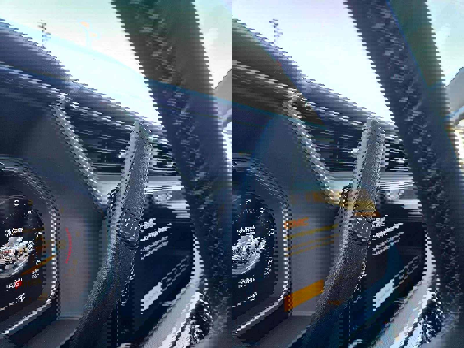 New 2026 GMC Sierra 2500 Denali w/ Denali Reserve Package image 16