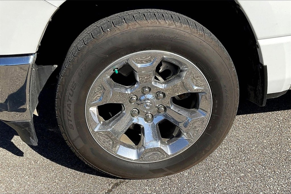 Used 2022 RAM 1500 Big Horn w/ Level 1 Safety Group image 8