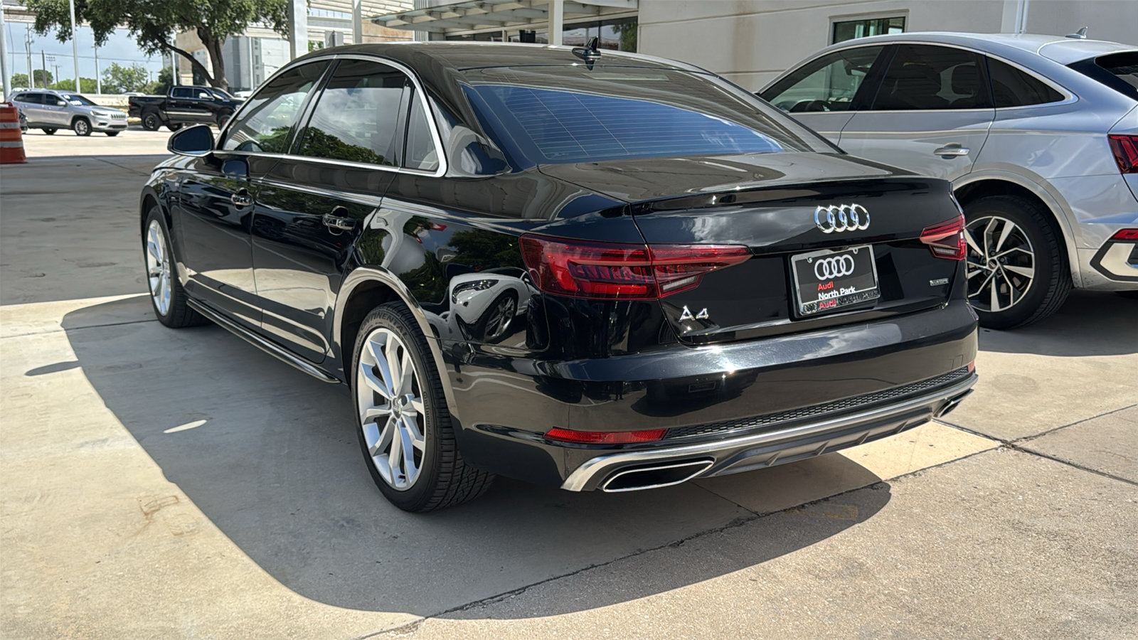 Used 2019 Audi A4 2.0T Premium w/ Convenience Package AWD/4WD image 5