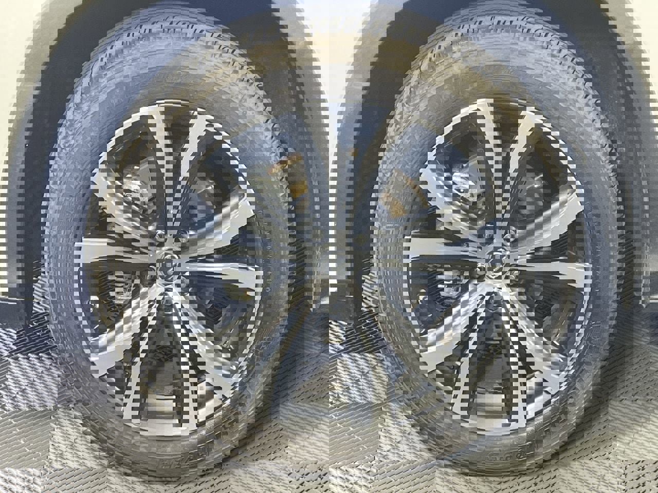 Used 2020 Lexus RX 350L FWD w/ Premium Package image 9