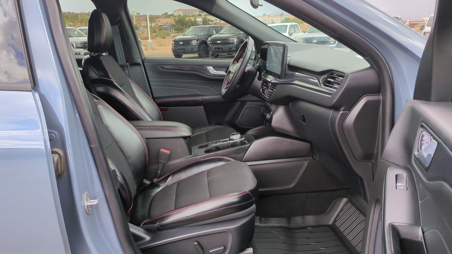 Used 2024 Ford Escape ST-Line Select w/ Tech Pack #2 AWD/4WD image 34