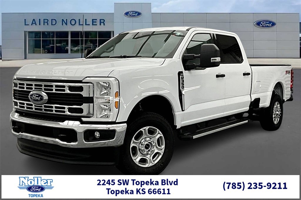 New 2026 Ford F350 4x4 Crew Cab Super Duty image 1