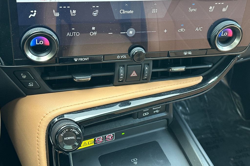 Certified 2022 Lexus NX 350h 350h Luxury w/ Vision Package image 20