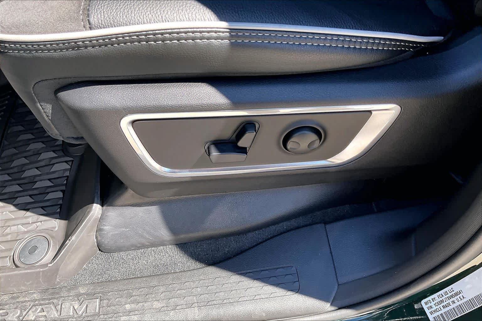 New 2027 RAM 1500 Laramie AWD/4WD image 17