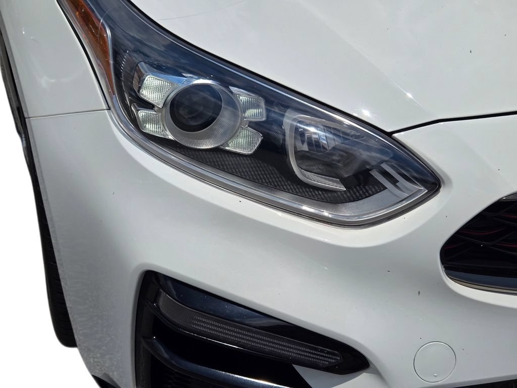 Certified 2021 Kia Forte GT-Line FWD image 4
