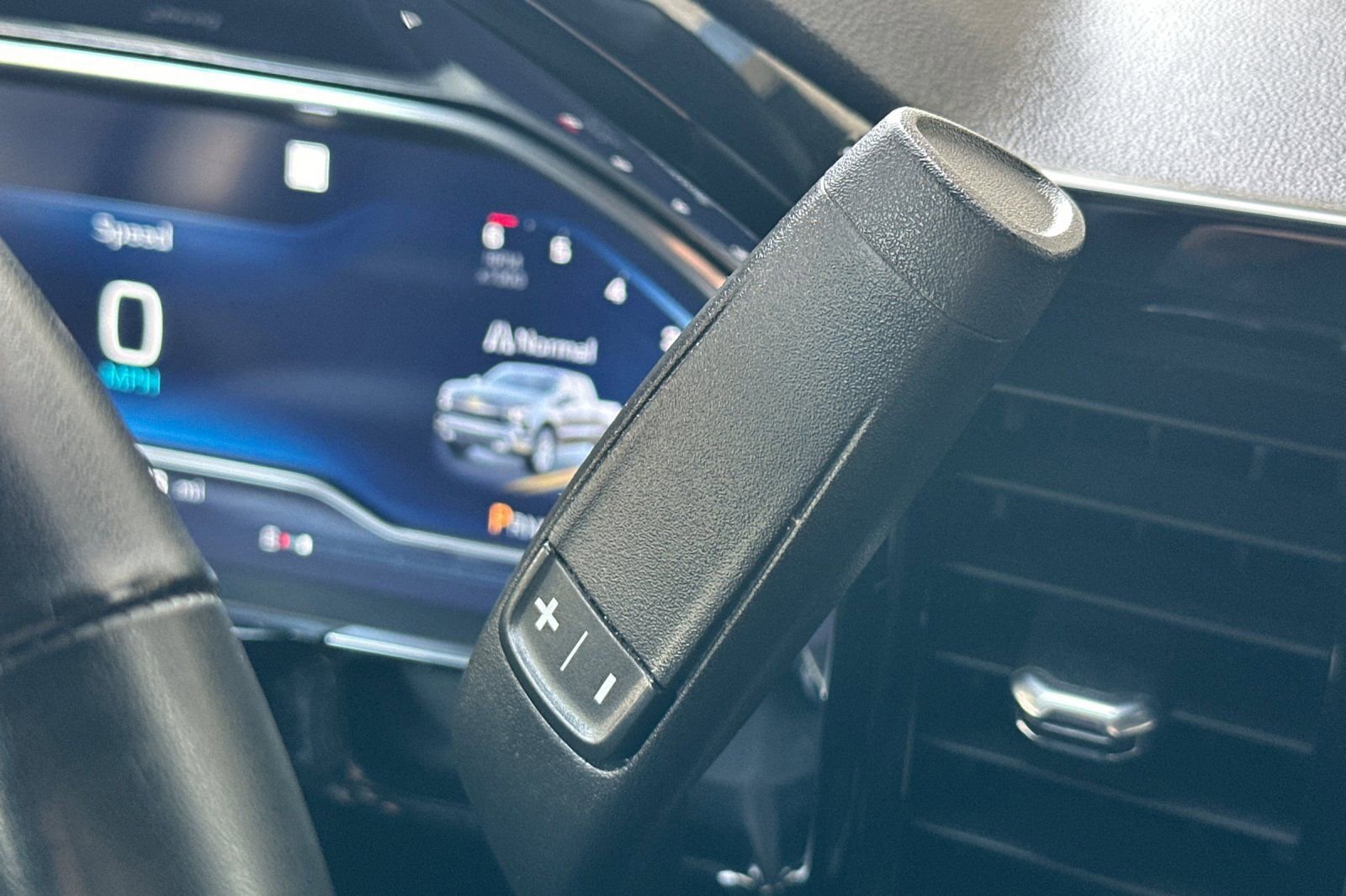 Certified 2023 Chevrolet Silverado 1500 LT image 27