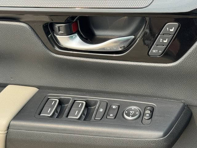 Used 2024 Honda CR-V EX-L image 30