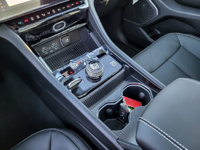 New 2027 Jeep Grand Cherokee L Limited AWD/4WD image 24