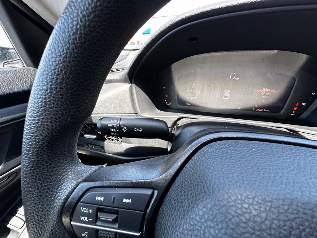 Used 2023 Honda Accord EX image 33