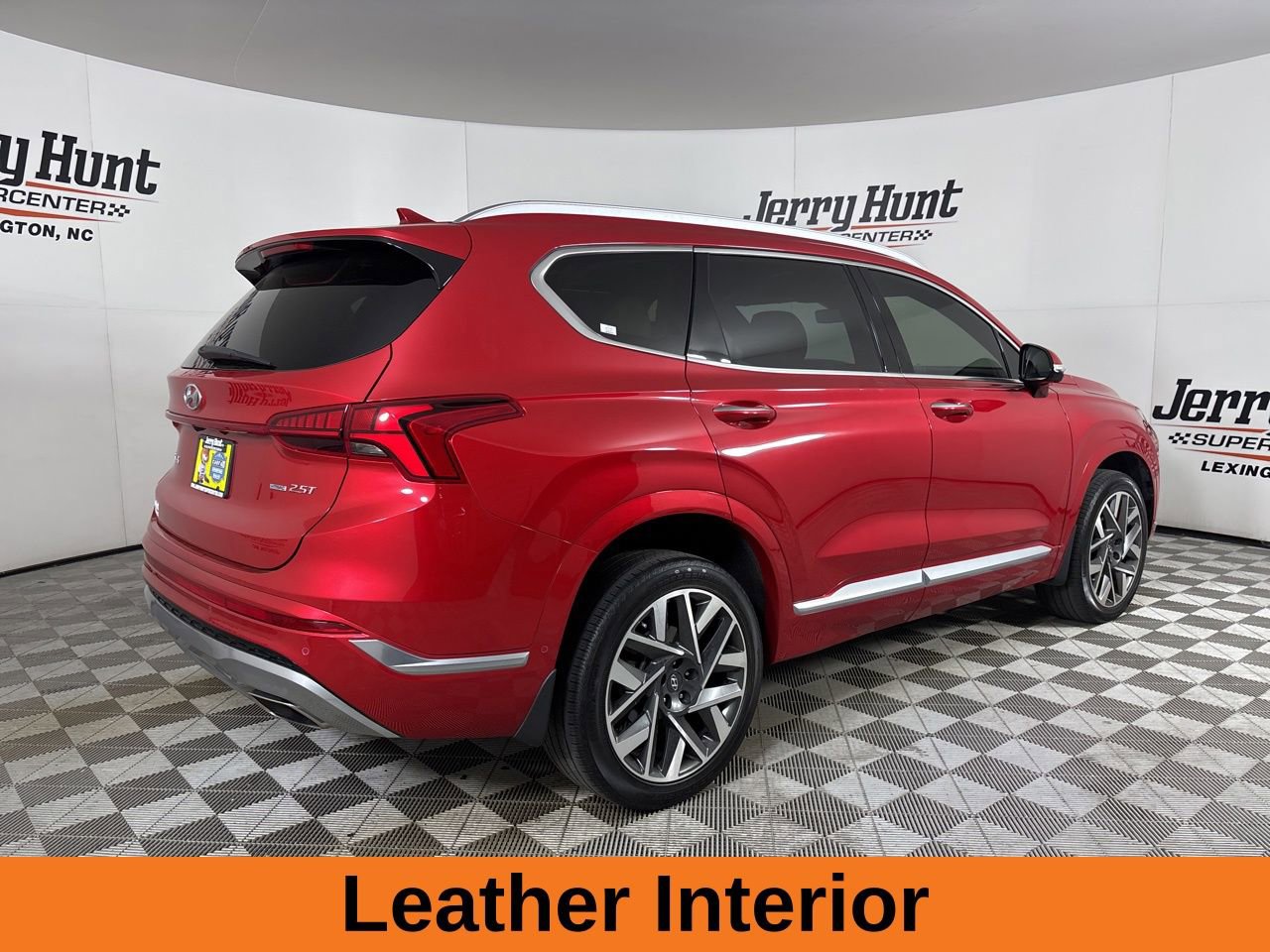 Used 2023 Hyundai Santa Fe Calligraphy AWD/4WD image 5