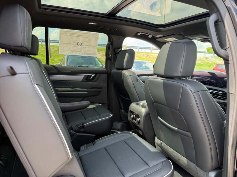 New 2026 Buick Enclave Sport Touring w/ Power Package FWD image 7