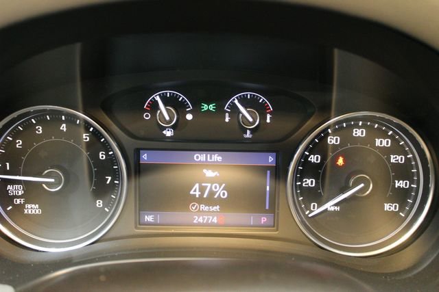 Used 2021 Buick Enclave Essence image 25