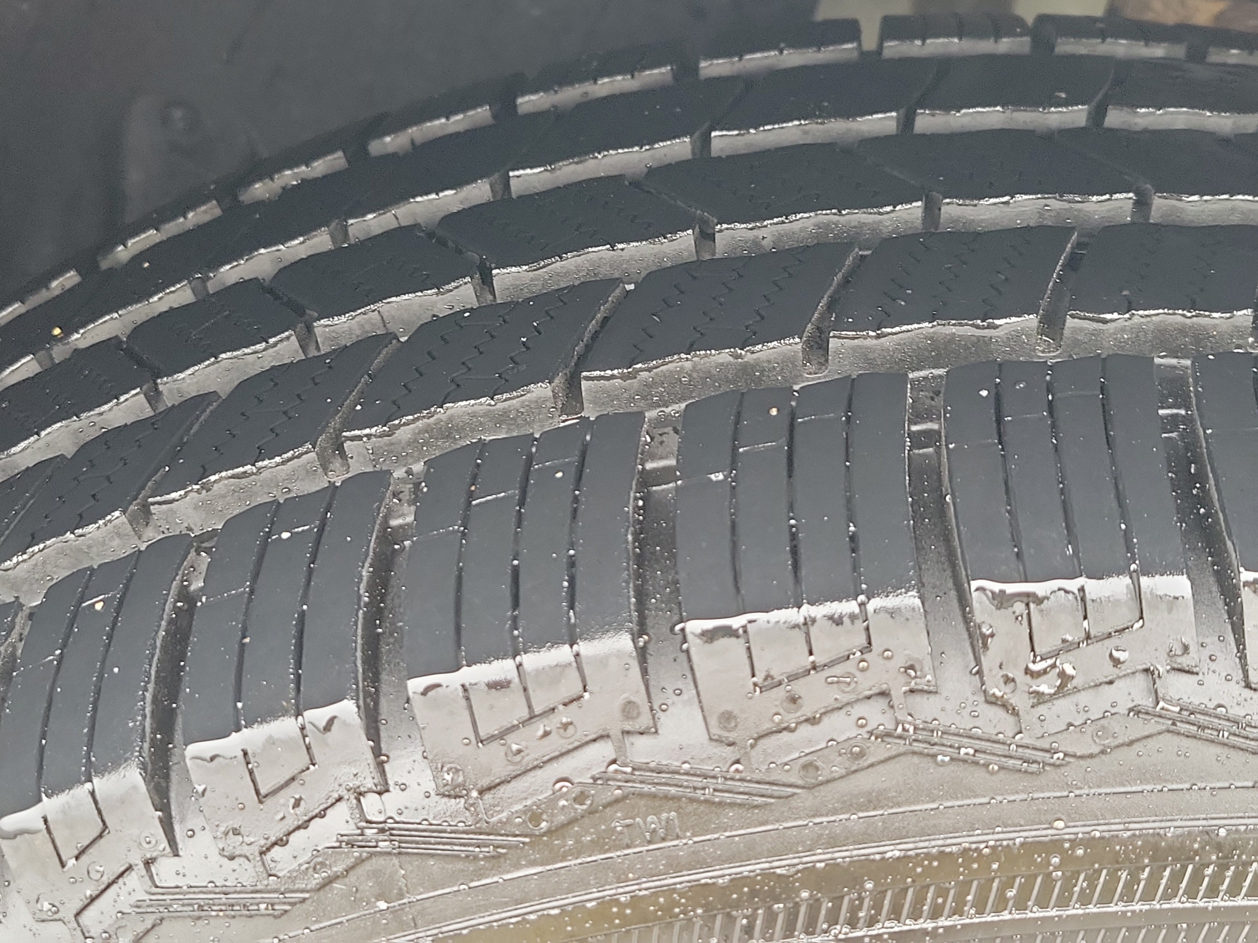 Used 2018 Volkswagen Atlas SEL Premium AWD/4WD image 13