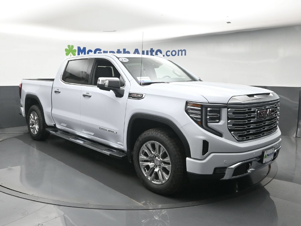 New 2026 GMC Sierra 1500 Denali w/ Technology Package AWD/4WD image 2